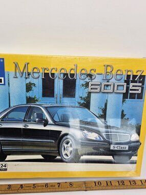 SEALED Italeri Mercedes-Benz 600S S-Class Model Kit No. 3688 1:24 New